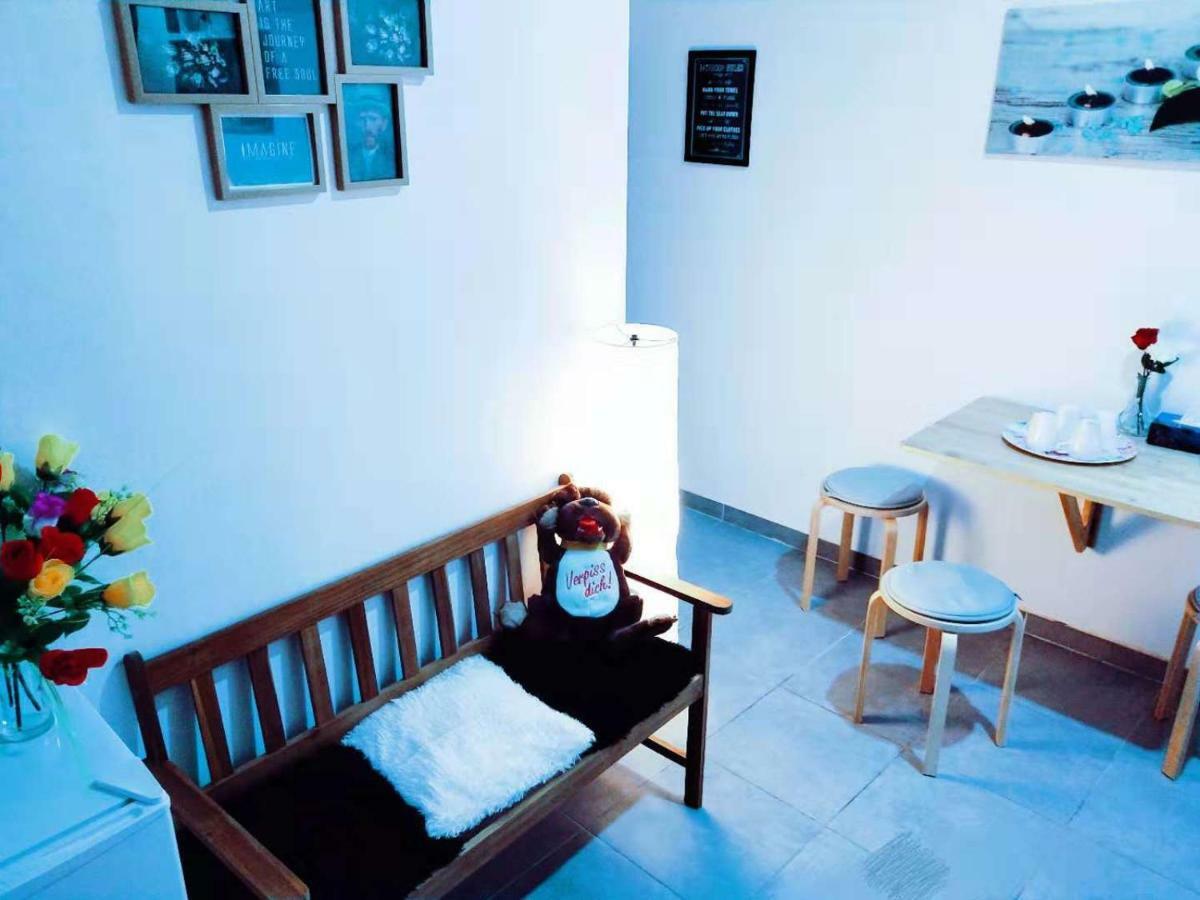 Artistic World Apartment